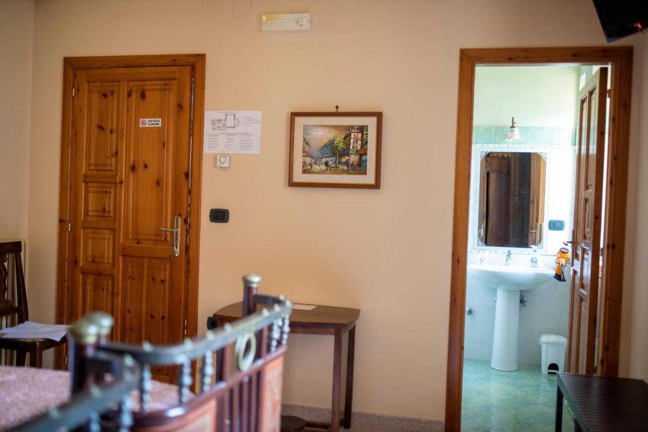 La Ginestra 호텔 Castel San Lorenzo 외부 사진